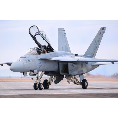1/48 F/A-18F Super Hornet