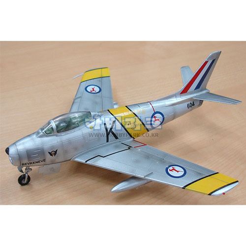 1/72 F-86F-30 S.Africa Air Force No.2 Squardon, Korea War