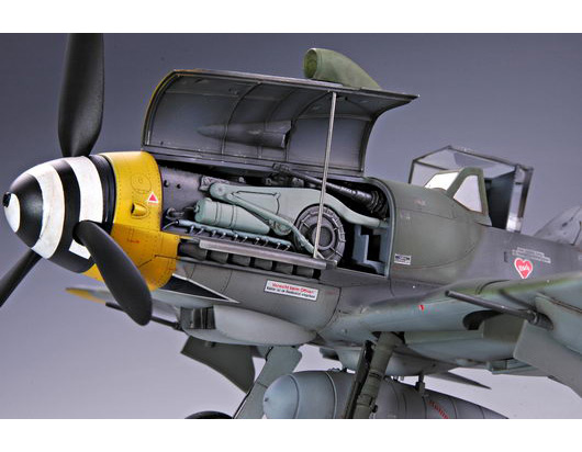 1/24 Messerschmitt Bf-109 k-4