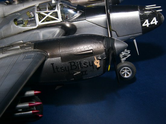 1/32 Lockheed P-38L-5-LO Lightning