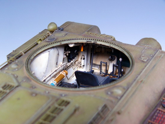 1/16 T-34/76 Model 1943