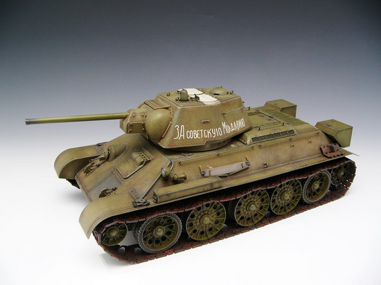 1/16 T-34/76 Model 1943